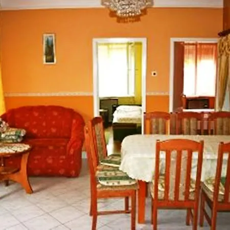 Daire Petra Apartmanhaz Zalakaros