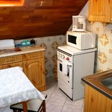 Petra Apartmanhaz *